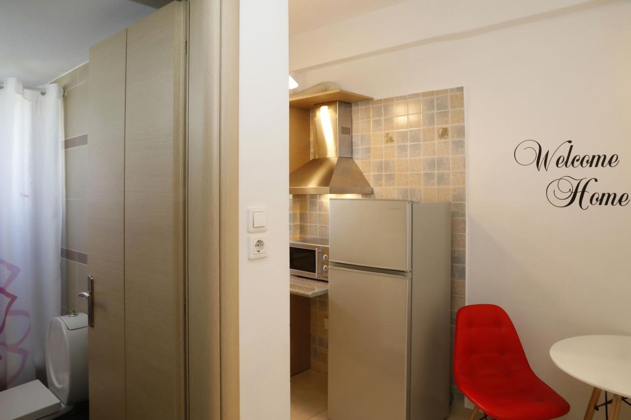 Metaxourghio Boutique Apartment Athen Exterior foto