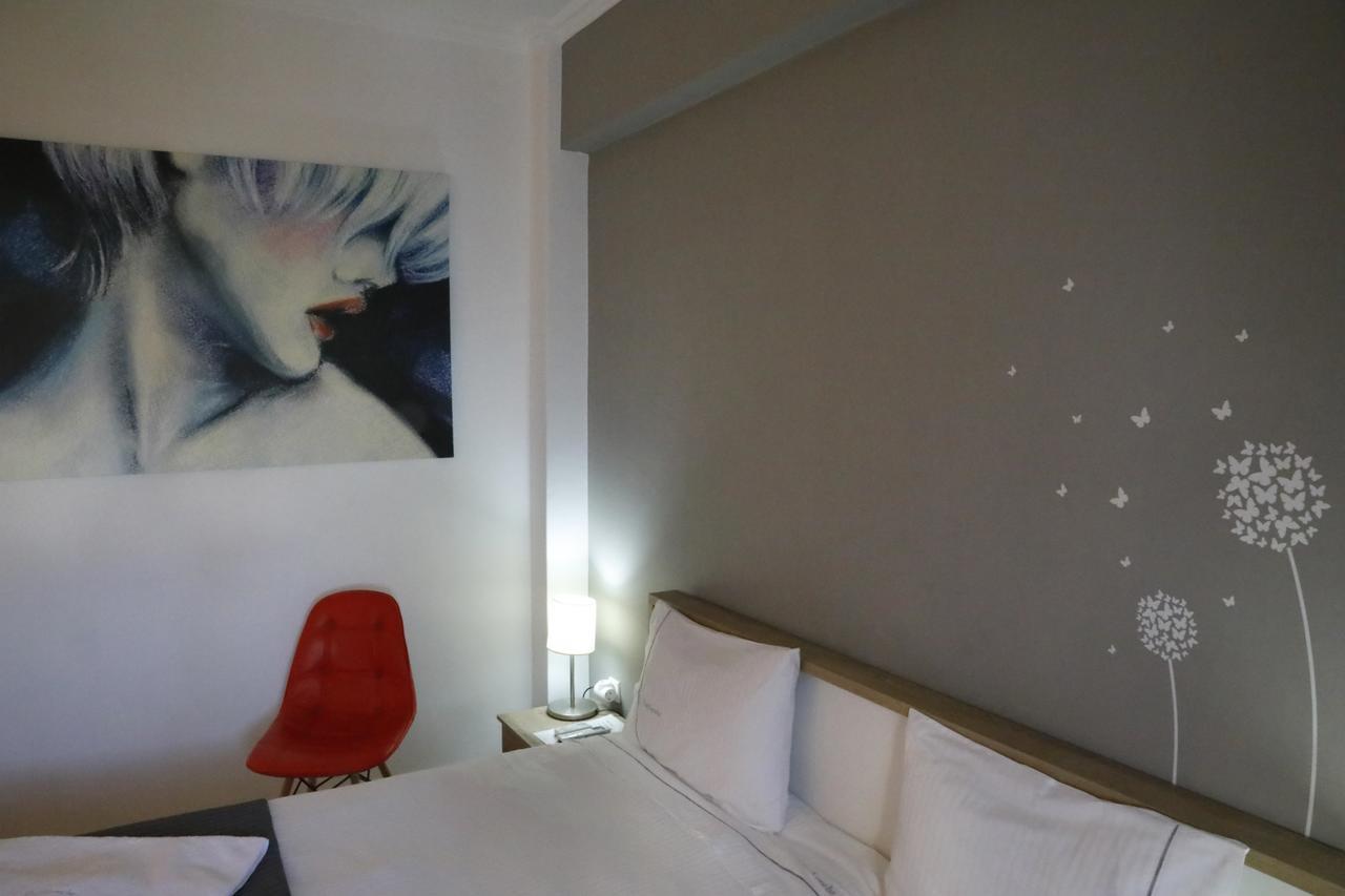 Metaxourghio Boutique Apartment Athen Exterior foto