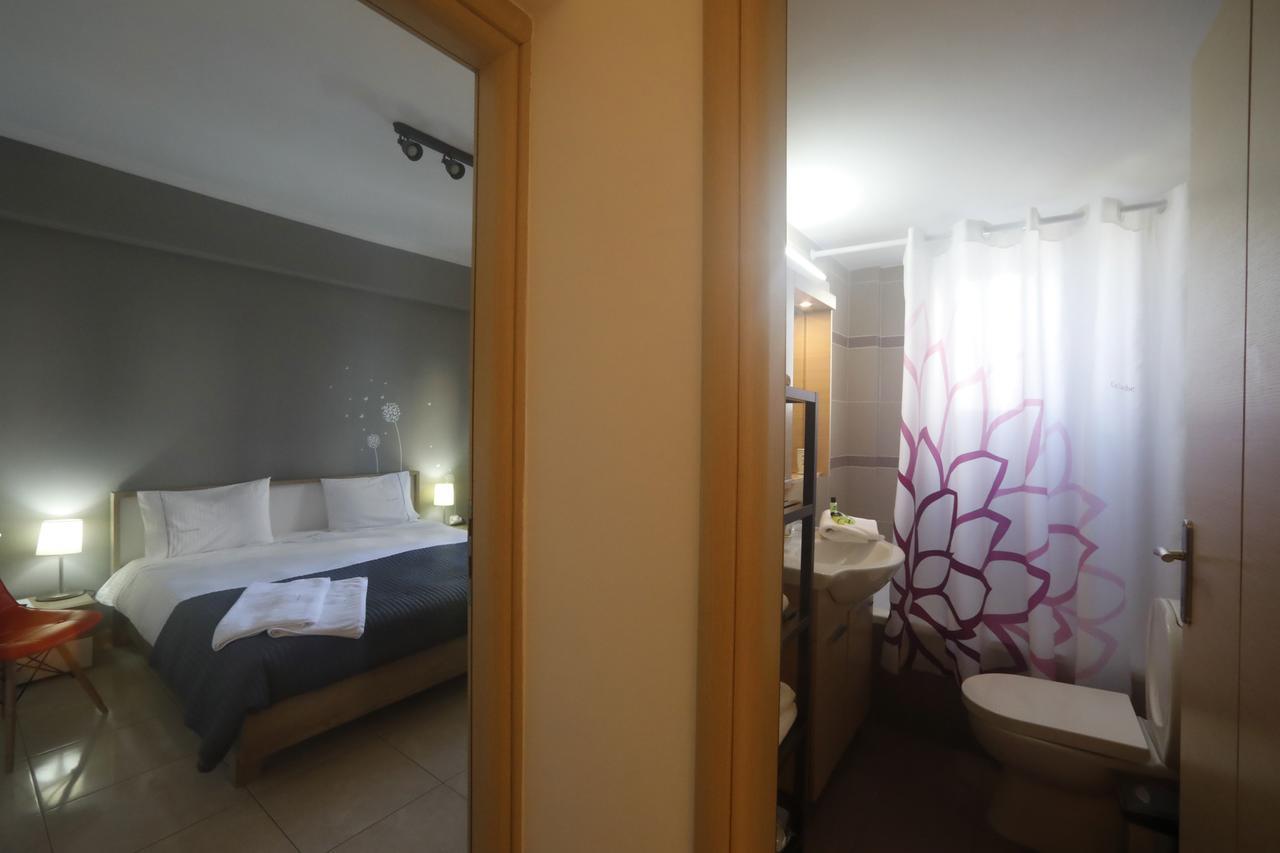 Metaxourghio Boutique Apartment Athen Exterior foto